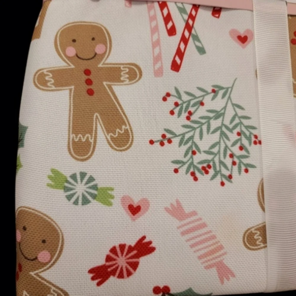 Cupcakes & Cashmere Gingerbread House Man Hollyberry Christmas Fabric Tablecloth